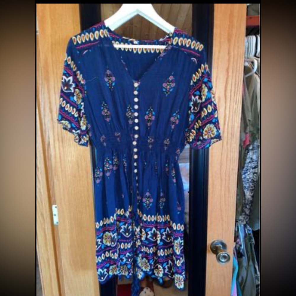 Blue short sleeve dress